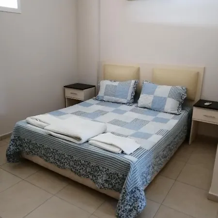 Seafront Apartment *