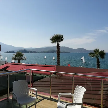 Apartment Seafront *